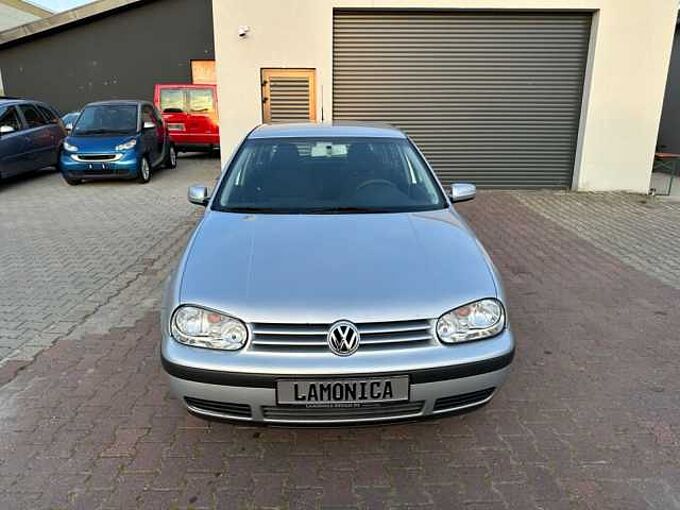 Volkswagen Golf 1.6 FSI Champ*Scheckheft*1.Hand*Klima*T&uuml;v Neu*