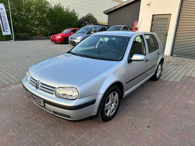 Volkswagen Golf 1.6 FSI Champ*Scheckheft*1.Hand*Klima*T&uuml;v Neu*