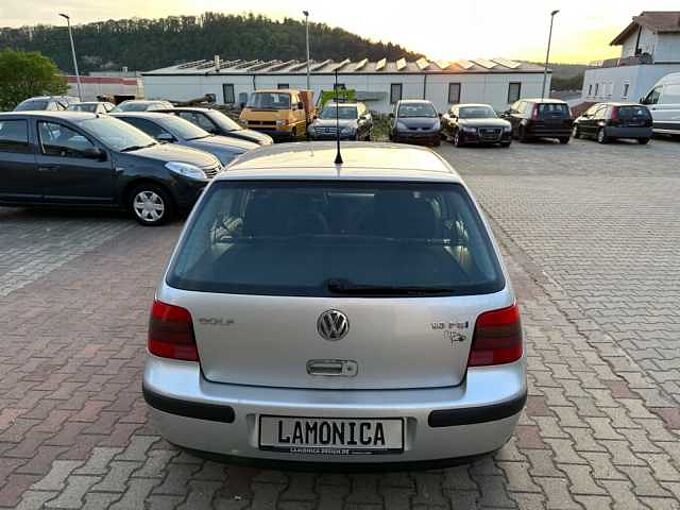 Volkswagen Golf 1.6 FSI Champ*Scheckheft*1.Hand*Klima*T&uuml;v Neu*