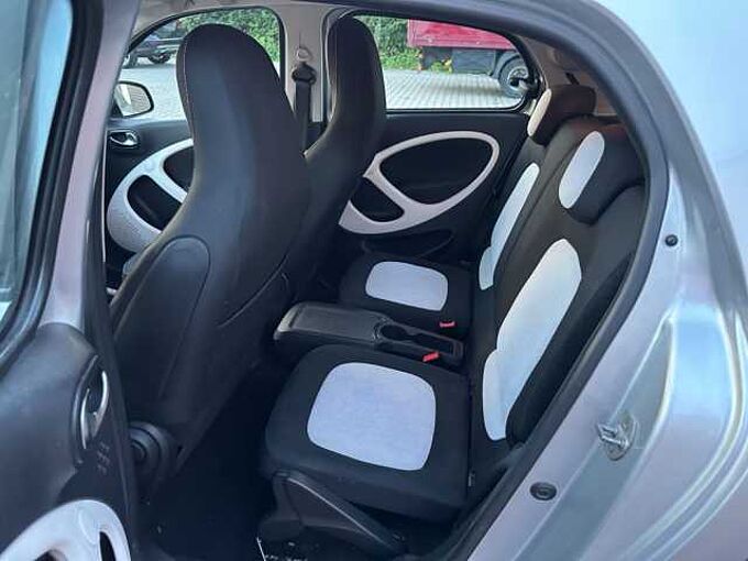 Smart ForFour *Klima*Sitzheizung*Faltdach*PDC*