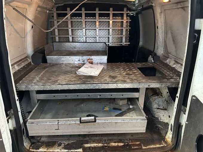 Fiat Doblo Cargo 1.3 JTD*Zylinderkopfschaden* 