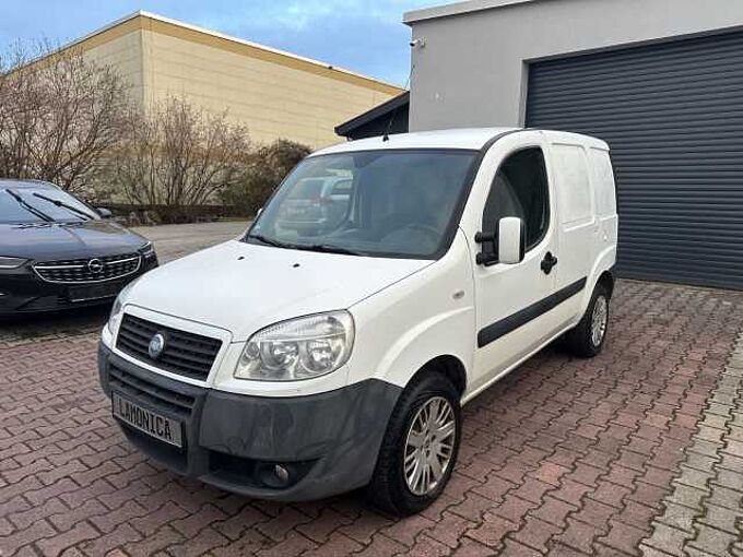 Fiat Doblo Cargo 1.3 JTD*Zylinderkopfschaden* 