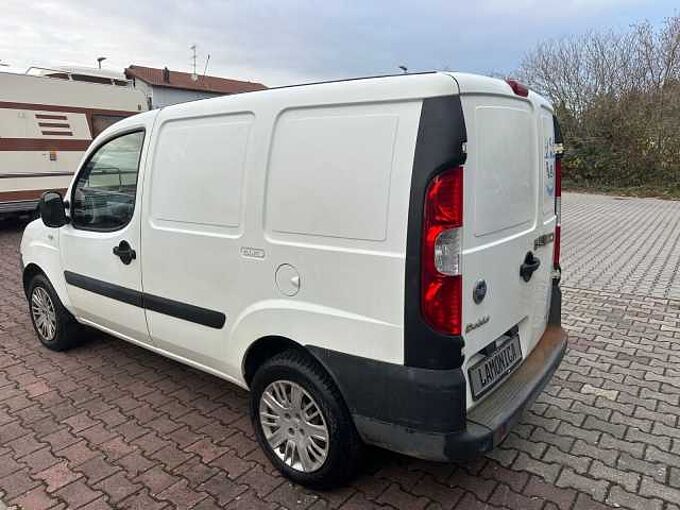 Fiat Doblo Cargo 1.3 JTD*Zylinderkopfschaden* 