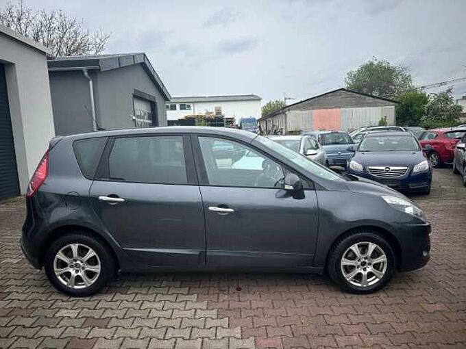 Renault Grand Scenic *Scheckheft*Navi*Klima*Sitzheizung*PDC*