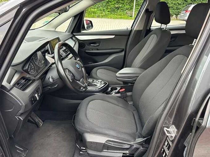 BMW 216 Active Tourer 216d*Navi*Sitzheizung*PDc*