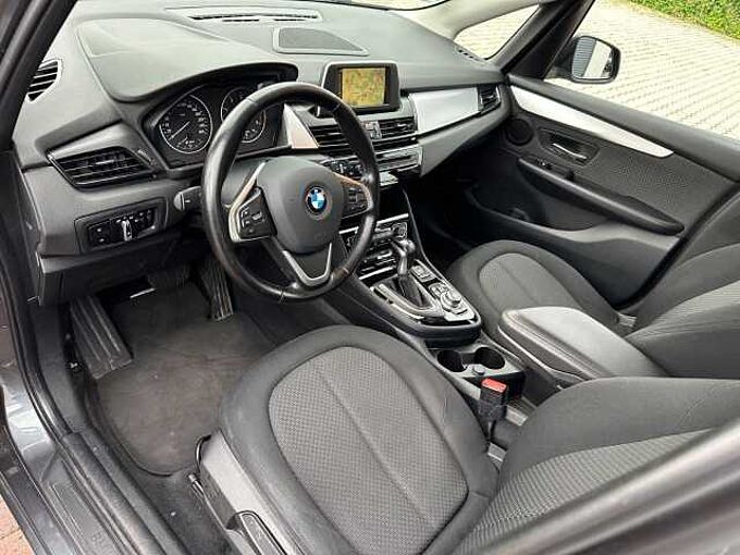 BMW 216 Active Tourer 216d*Navi*Sitzheizung*PDc*