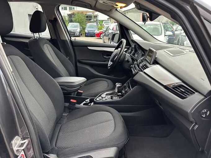 BMW 216 Active Tourer 216d*Navi*Sitzheizung*PDc*
