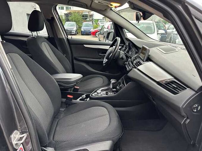 BMW 216 Active Tourer 216d*Navi*Sitzheizung*PDc*