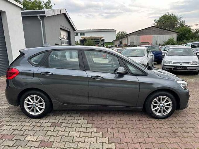 BMW 216 Active Tourer 216d*Navi*Sitzheizung*PDc*