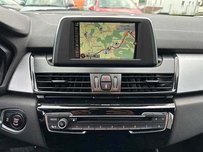 BMW 216 Active Tourer 216d*Navi*Sitzheizung*PDc*