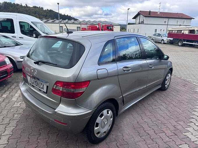 Mercedes-Benz B 170 Special Edition*Navi*Sitzheizung*Pano*