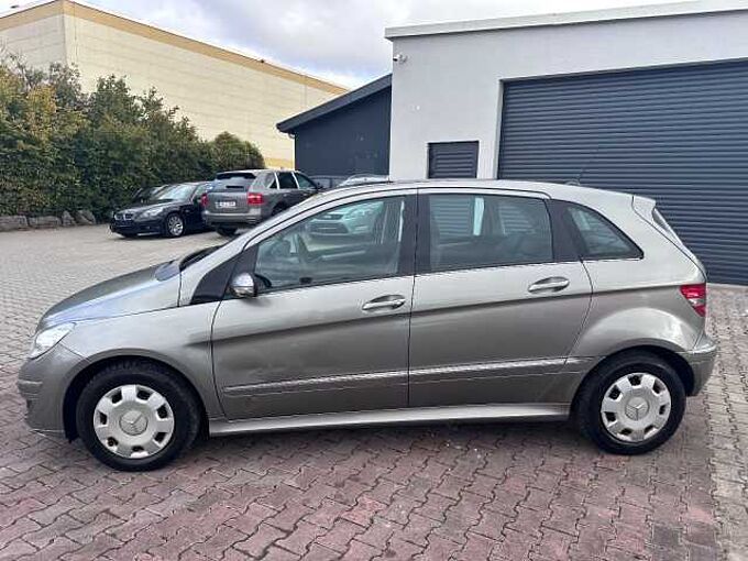 Mercedes-Benz B 170 Special Edition*Navi*Sitzheizung*Pano*