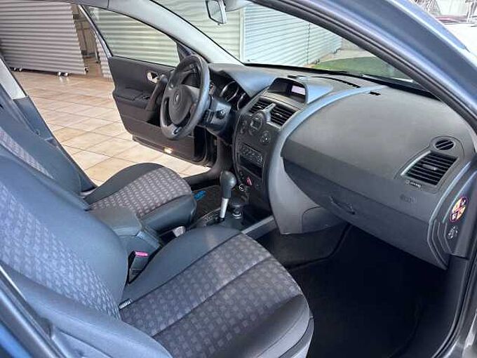 Renault Megane II Grandtour*1.Hand*Scheckheft*Parkhilfe*