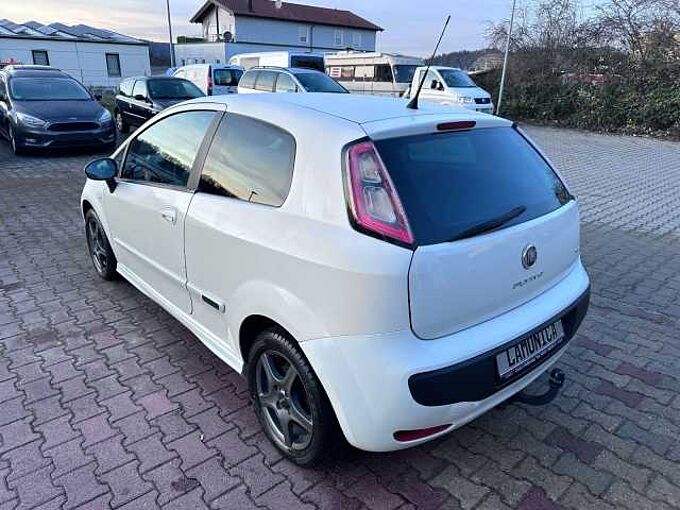 Fiat Punto 1.4 16V*Klima*Navi*AHK*