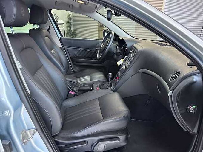 Alfa Romeo Alfa 159 *1.Hand*Scheckheft*Leder*Tüv Neu*