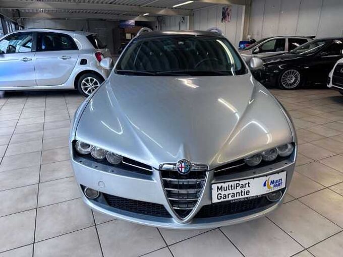 Alfa Romeo Alfa 159 *1.Hand*Scheckheft*Leder*Tüv Neu*