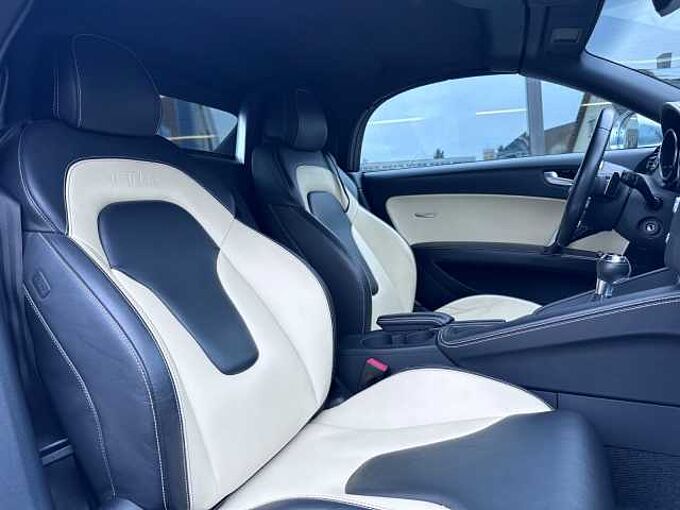 Audi TT Coupe/Roadster 2.0 TFSI TTS Roadster quattro