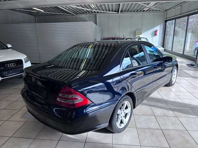 Mercedes-Benz C 180 KOMPRESSOR*Navi*Sitzheizung*Tüv Neu*PDC*