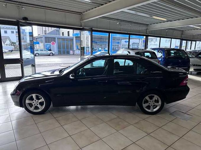 Mercedes-Benz C 180 KOMPRESSOR*Navi*Sitzheizung*Tüv Neu*PDC*