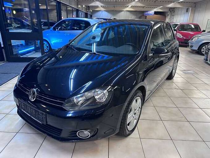 Volkswagen Golf VI Team*Scheckheft*Parkhilfe*Sitzheizung*AHK*