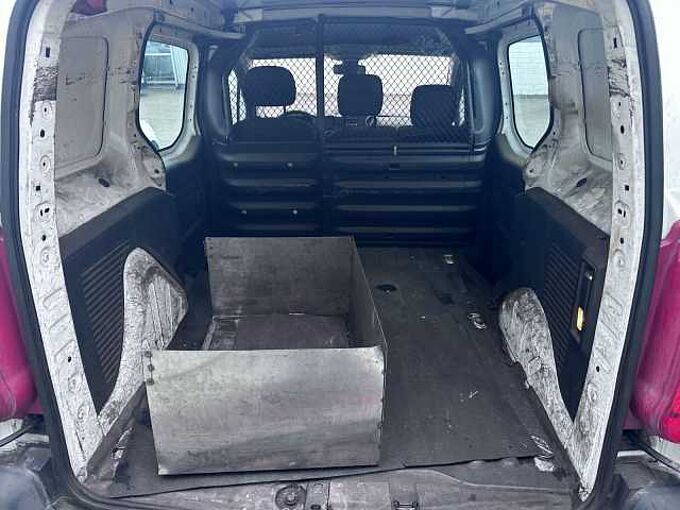 Citroen Berlingo Kasten*Anlasser Defekt* 