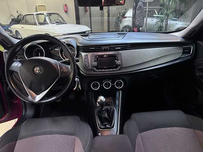 Alfa Romeo Giulietta 1.4 TB 16V*Scheckheft*Klima*Tüv Neu*