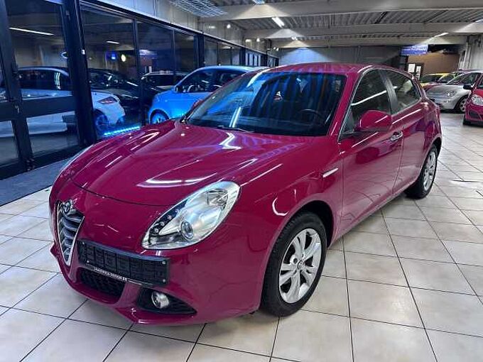 Alfa Romeo Giulietta 1.4 TB 16V*Scheckheft*Klima*Tüv Neu*