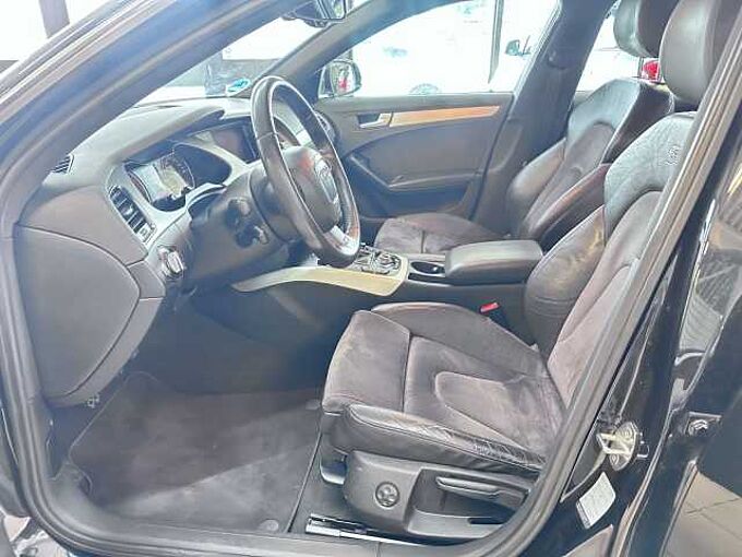 Audi A4 2.0* S line*1.Hand*Scheckheft*Alcantara*
