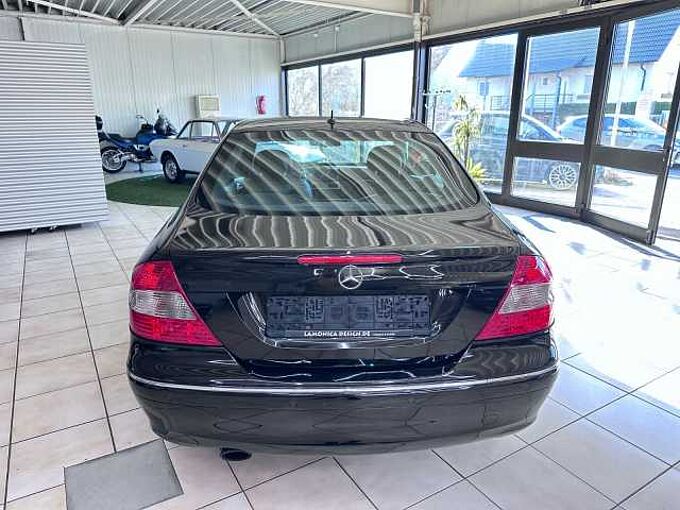 Mercedes-Benz CLK 200 *Scheckheft*Klima*Sitzheizung*Parkhilfe*