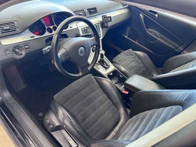 Volkswagen Passat Variant *Scheckheft*Navi*Klima*Sitzheizung*Parkhilfe*