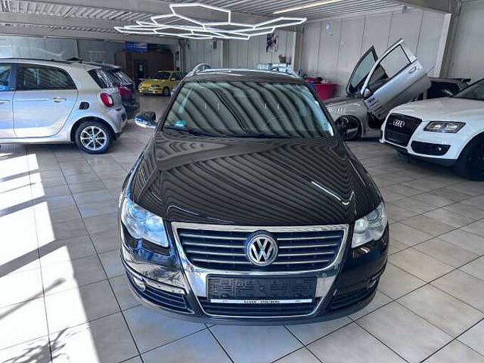 Volkswagen Passat Variant *Scheckheft*Navi*Klima*Sitzheizung*Parkhilfe*