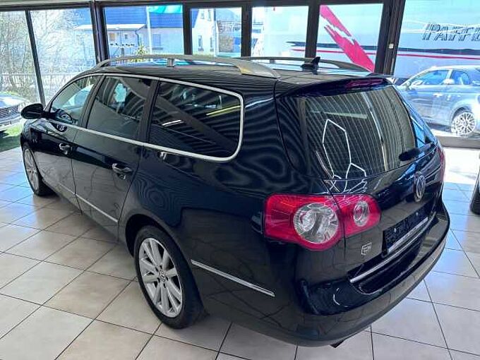 Volkswagen Passat Variant *Scheckheft*Navi*Klima*Sitzheizung*Parkhilfe*