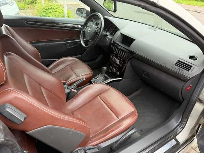 Opel Astra H*Navi*Parkhilfe*Leder*