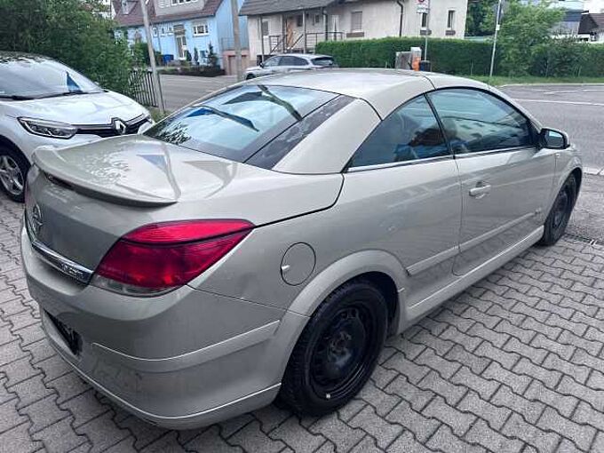 Opel Astra H*Navi*Parkhilfe*Leder*