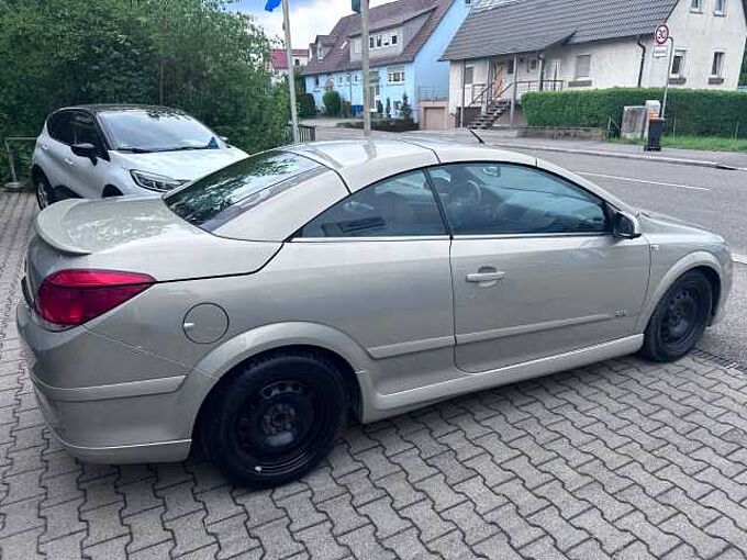 Opel Astra H*Navi*Parkhilfe*Leder*