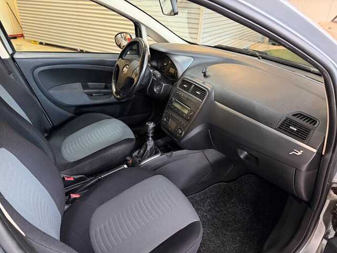 Fiat Grande Punto 1.4*T&uuml;v Neu*Scheckheft*Klima*