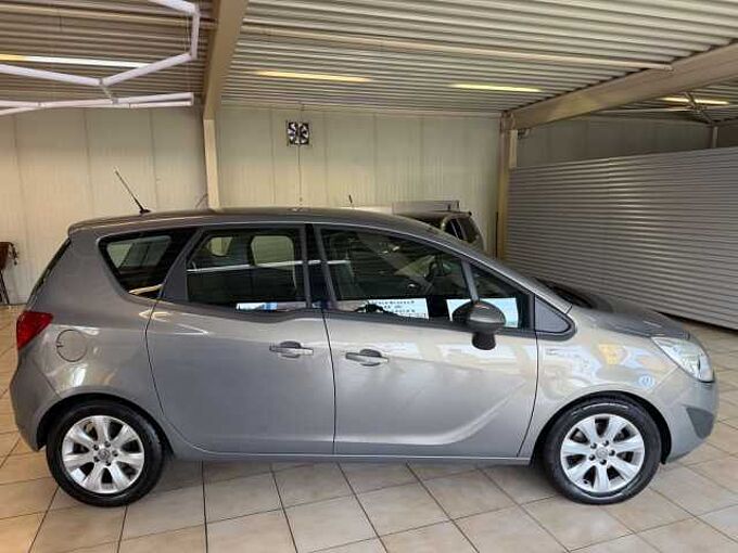 Opel Meriva *1.Hand*Scheckheft*Parkhilfe*Klima*